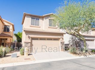 16828 S Blue Ct, Phoenix, AZ 85048