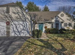 116 Hawthorne Ct, Reading, PA