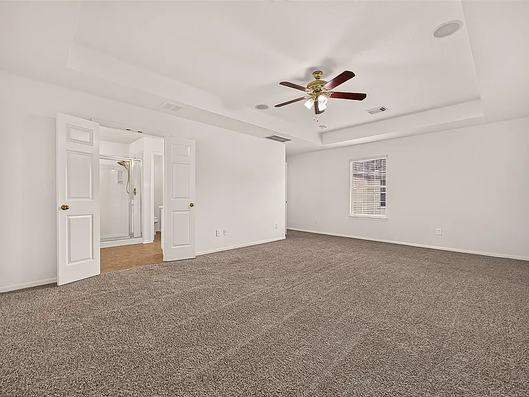 6118 Breezy Hollow Ln — Photo 38