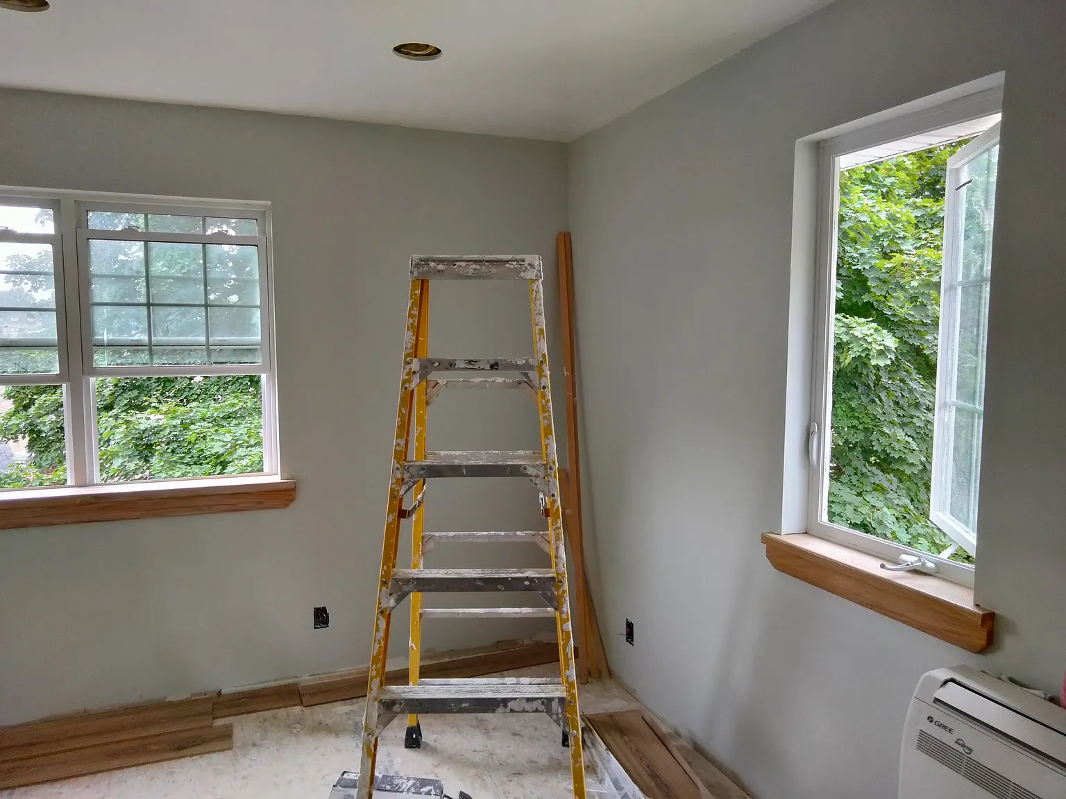 3 bed, 2.5 bath, 2325 sqft, $1,000 — Photo 4