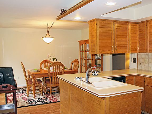 Kitchen to Dining Room