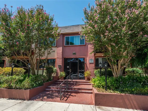 5349 Newcastle Ave APT 20, Encino, CA 91316
