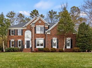 1612 Penderlea Ln, Matthews, NC 28105