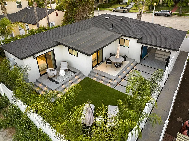 1217 Wilbur Ave — Photo 44