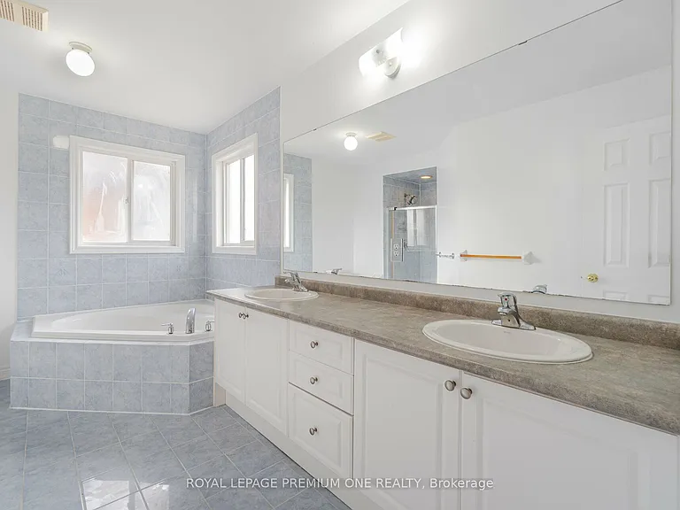 48 Devonwood Dr — Photo 30