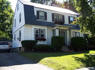 26 Devens Rd, Worcester, MA 01606