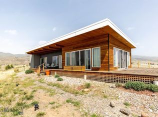 28 Victoria Ln, Emigrant, MT 59027