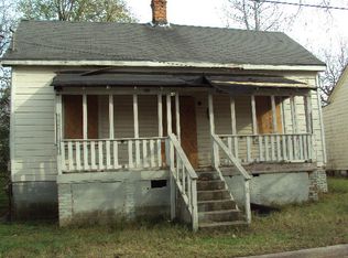 859 Watkins Ln, Macon, GA 31217