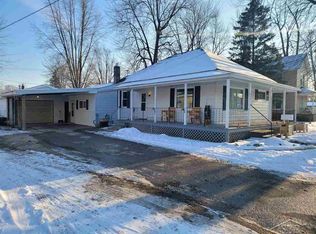 215 W Clinton St, Saint Charles, MI