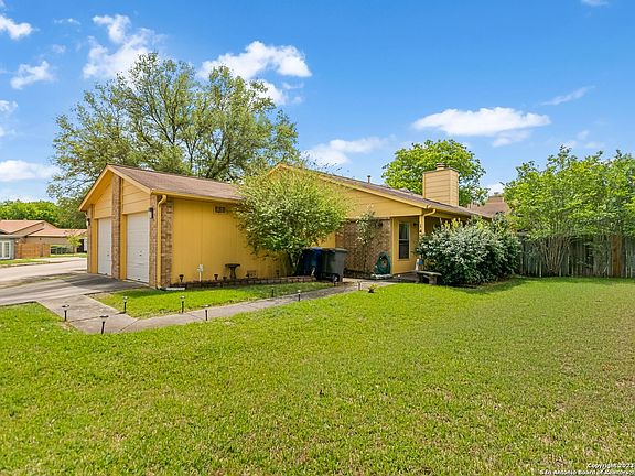 3rd image of 14519 Waddesdon Bluff