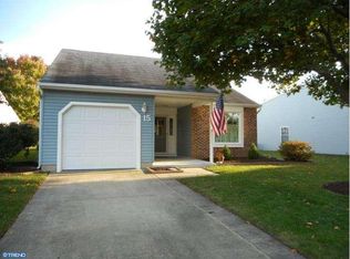 15 Sheppards Ln, Mount Laurel, NJ 08054