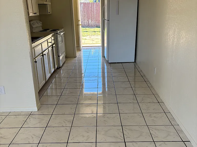 1104 Georgetown Rd #B — Photo 15