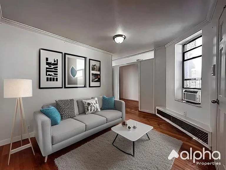 332 E 95th St #19 — Photo 1
