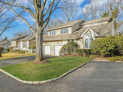 6 Stone Gate Court #6, Smithtown, NY, 11787