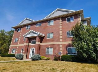 2210 Westlake Rd UNIT 104, North Liberty, IA 52317
