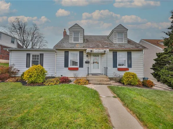 614 S Hoffert St, Fountain Hill, PA 18015