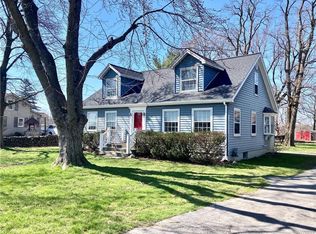 9064 Main St, Clarence, NY 14031