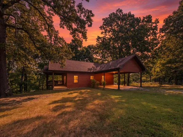 84 County Road 385, Koshkonong, MO 65692