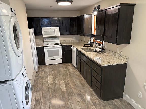 3rd image of 12A Hale St #12-A
