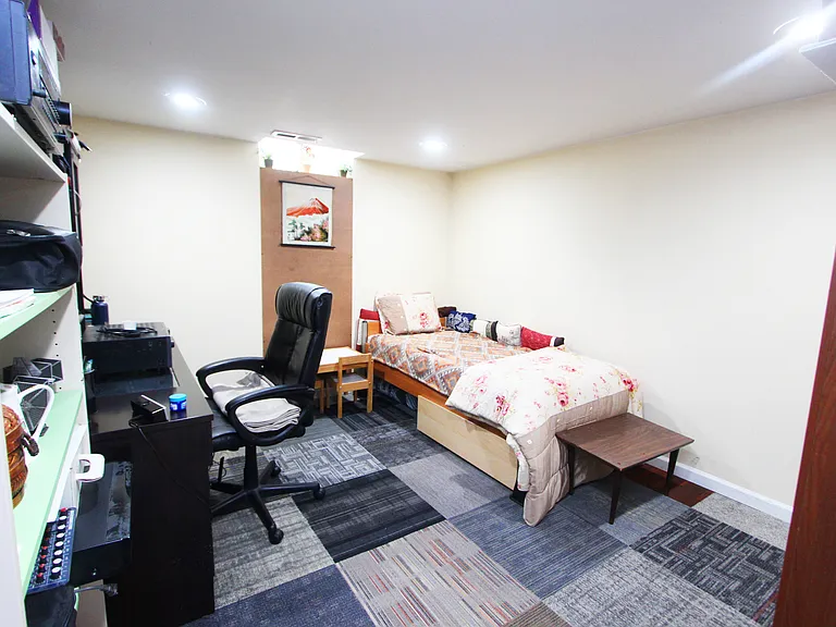 172 E Fox Hill Dr — Photo 22