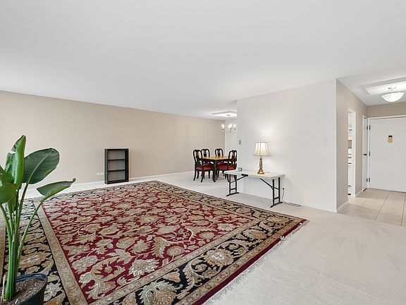 4th image of 40 N Tower Rd APT 11H