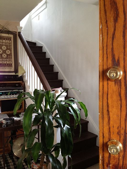 2nd image of 812 Archer Ave
