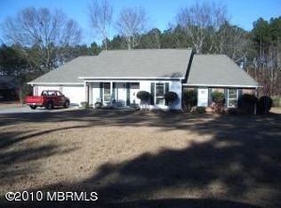1520 Pine Dr S, Meridian, MS 39301
