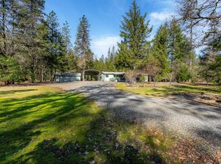 6034 Rockydale Rd, Cave Junction, OR 97523
