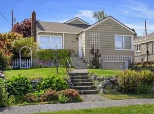 2557 35th Ave W, Seattle, WA 98199