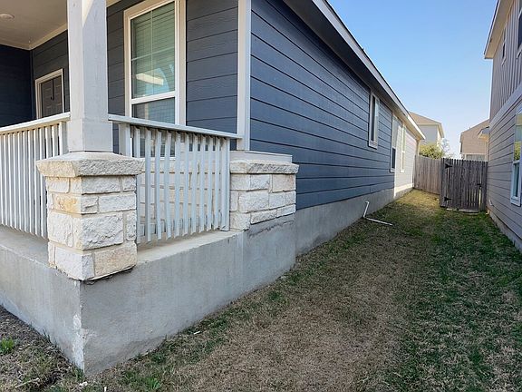 2nd image of 755 Steeplebush