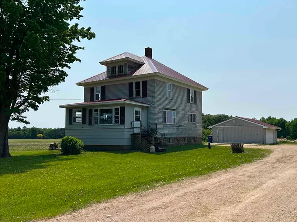 W8141 Broadway Rd, Shawano, WI 54166