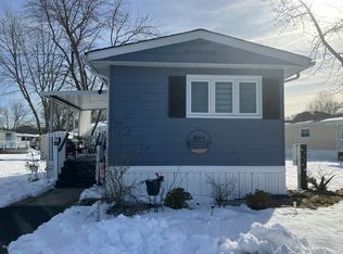 82 Vincent Ct #88-082, Spotswood, NJ 08884