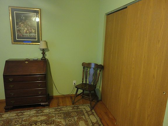 spare bedroom or office
