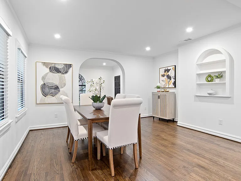 1835 Cedar Crest Blvd — Photo 8