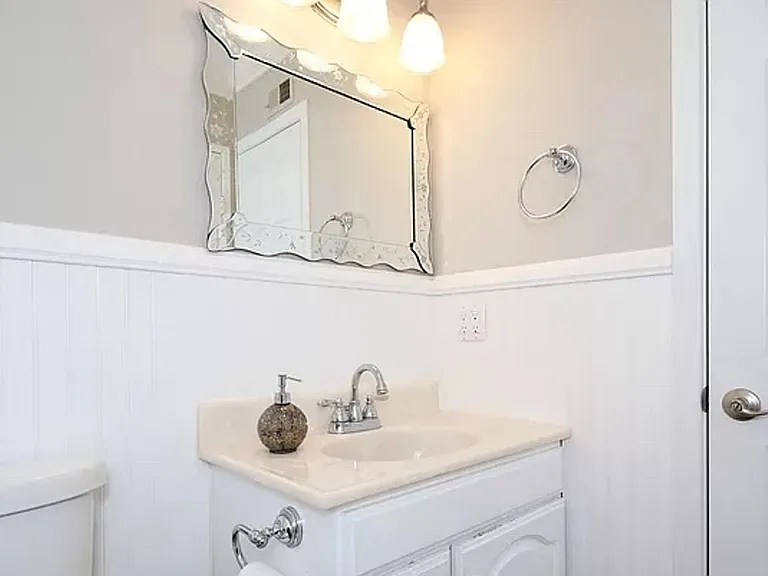 17748 Valladares Dr — Photo 23