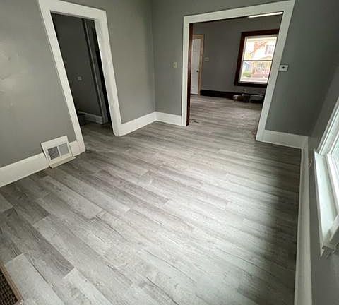 2nd image of 545 Princeton Ave