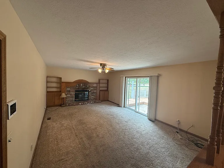 4669 Pinehurst Dr — Photo 5