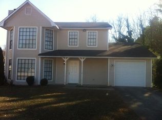 4666 Mossy Ln, Lilburn, GA 30047