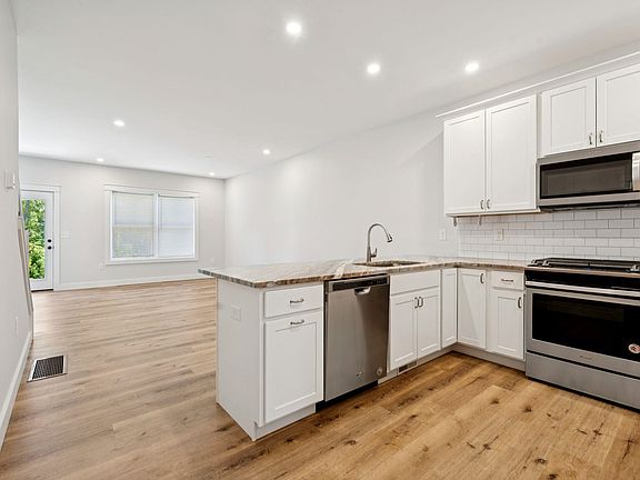 3rd image of 34 Ponemah Hill Road #1