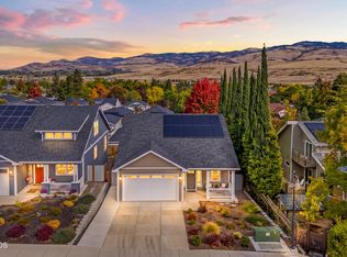 359 Otis St, Ashland, OR 97520