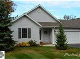 885 Carson St, Traverse City, MI 49686