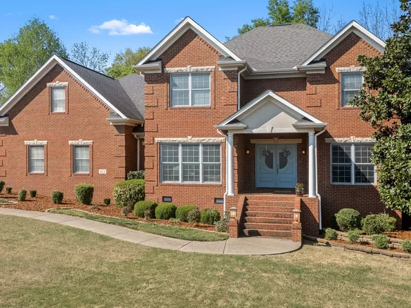 913 Dogwood Dr, Fayetteville, TN 37334