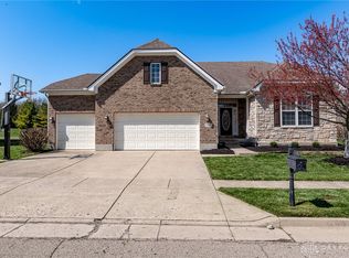 1549 Little Falls Dr, Centerville, OH 45458