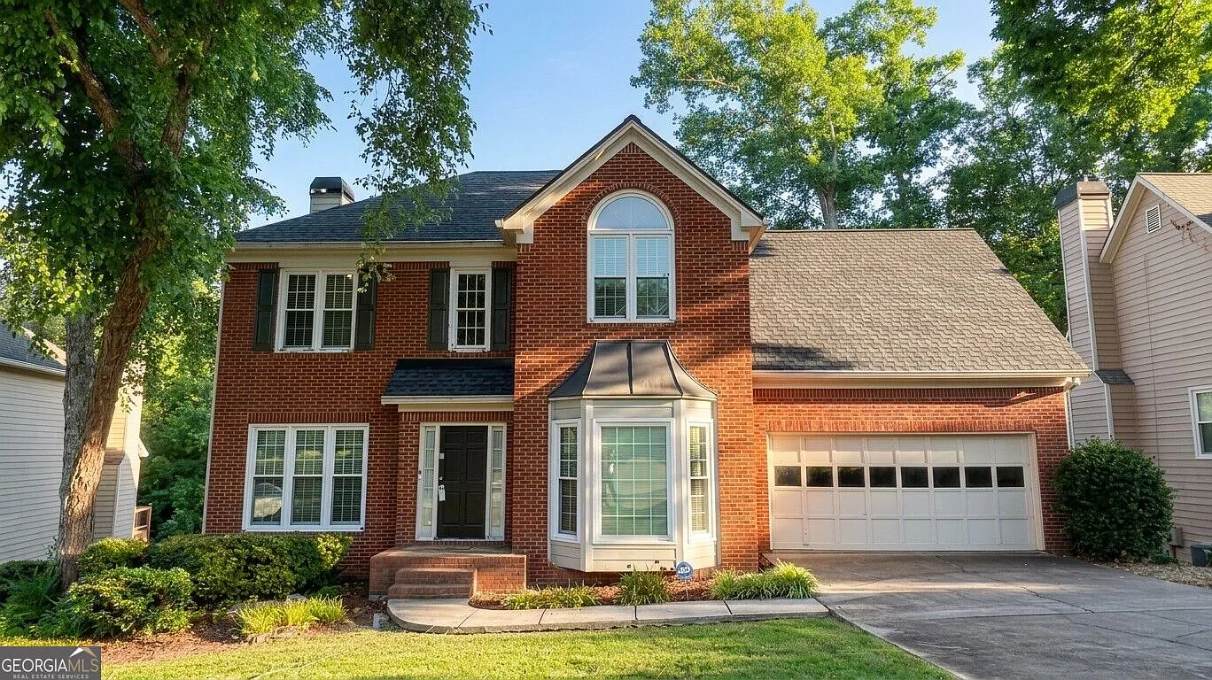 4 bed, 2.5 bath, 2196 sqft, $2,900 — Photo 1
