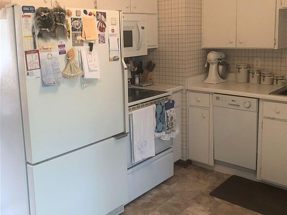 3rd image of 109 Anchor Dr
