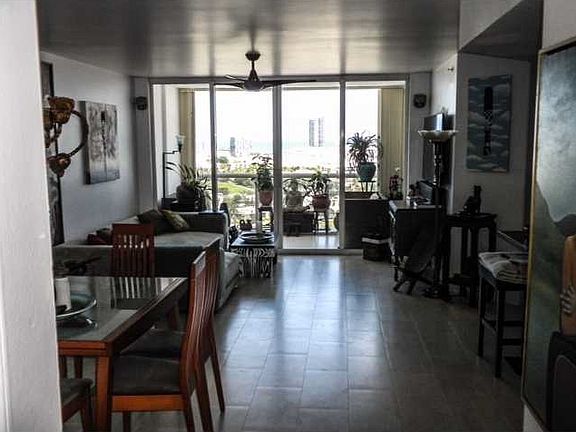 2nd image of 1800 Sunset Harbour Dr #2307