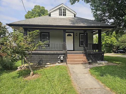 79 Home St Photo 1