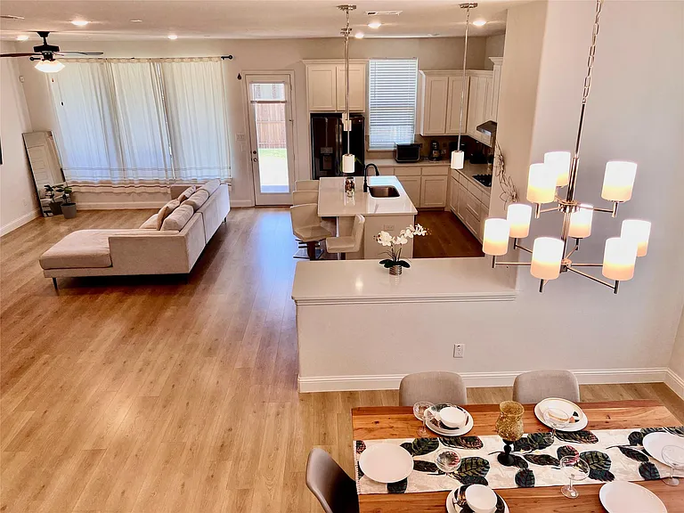 7506 Coronado Dr — Photo 9
