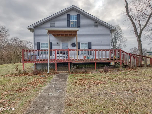 286 Harding Rd, Harriman, TN 37748