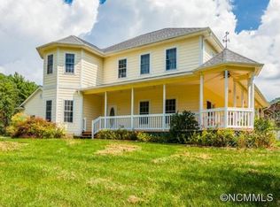 80 Meadow Creek Dr, Weaverville, NC 28787